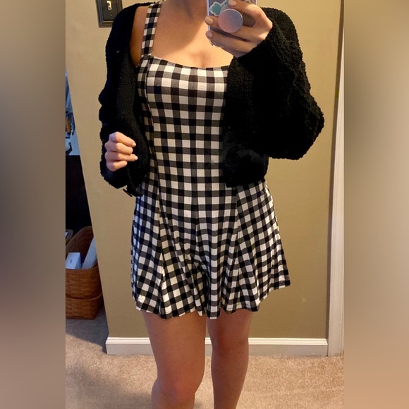 Forever 21 Dresses & Skirts - Forever 21 Black & White Gingham Sweetheart Neckline Romper